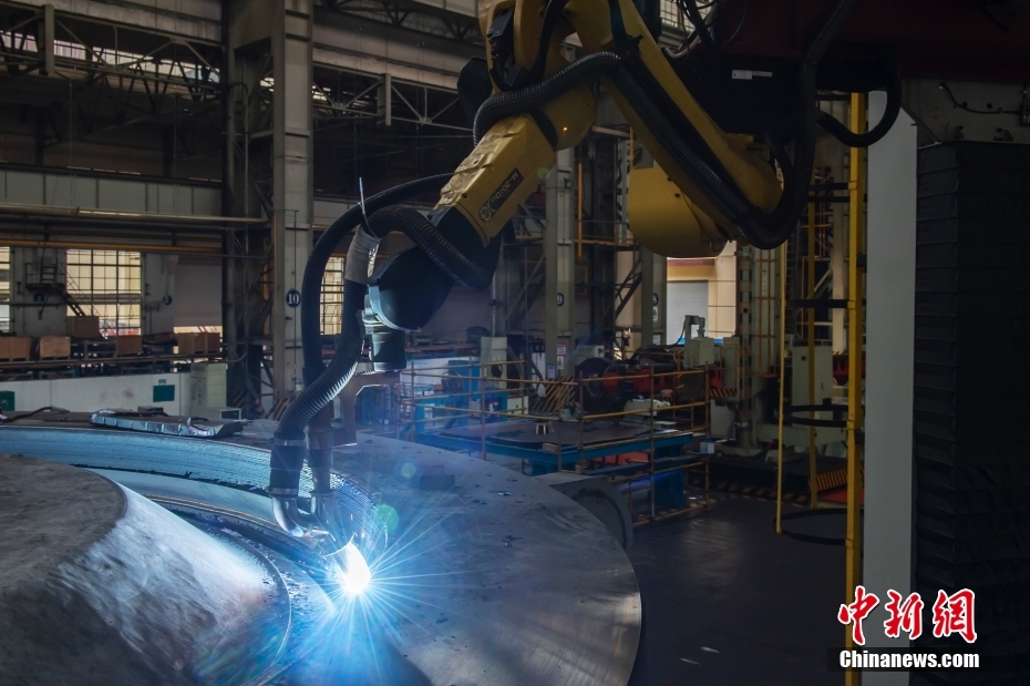 [中国新闻网]【打卡中国新坐标】智造加持 看大国重器怎样炼成细密“中国心”-6686体育