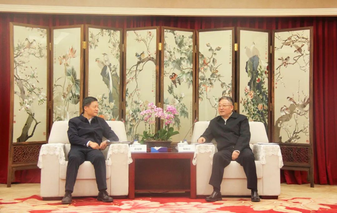 俞培根率队会见国机集团-6686体育