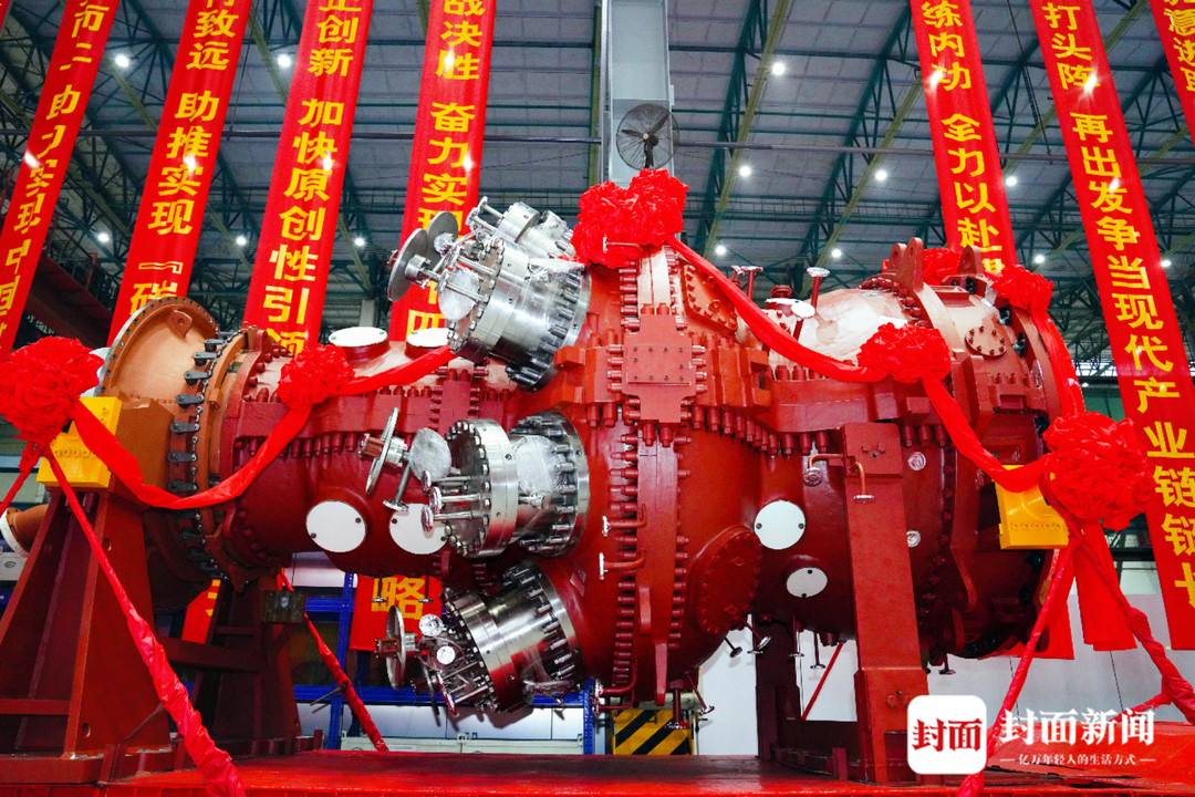 [封面新闻]海内首台完全自主知识产权F级50MW重型燃气轮机从四川德阳发运-6686体育