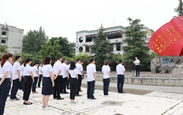 专心用情讲好“第一课”-6686体育