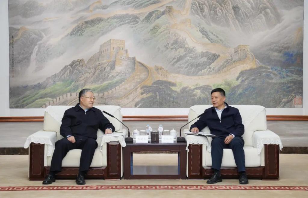 俞培根会见国机集团党委书记、董事长张晓仑-6686体育
