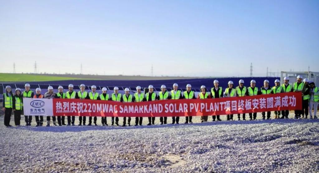 四川省副省长左永祥出席6686体育电气在乌兹别克斯坦光伏项目仪式-6686体育