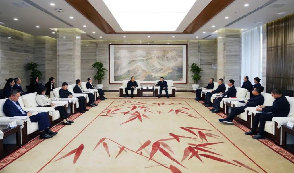 俞培根会见中国农业银行党委书记、董事长谷澍-6686体育