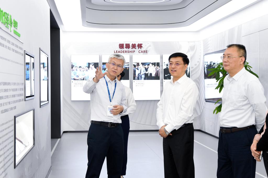 张彦军会见中国诚通总司理、党委副书记郭祥玉-6686体育