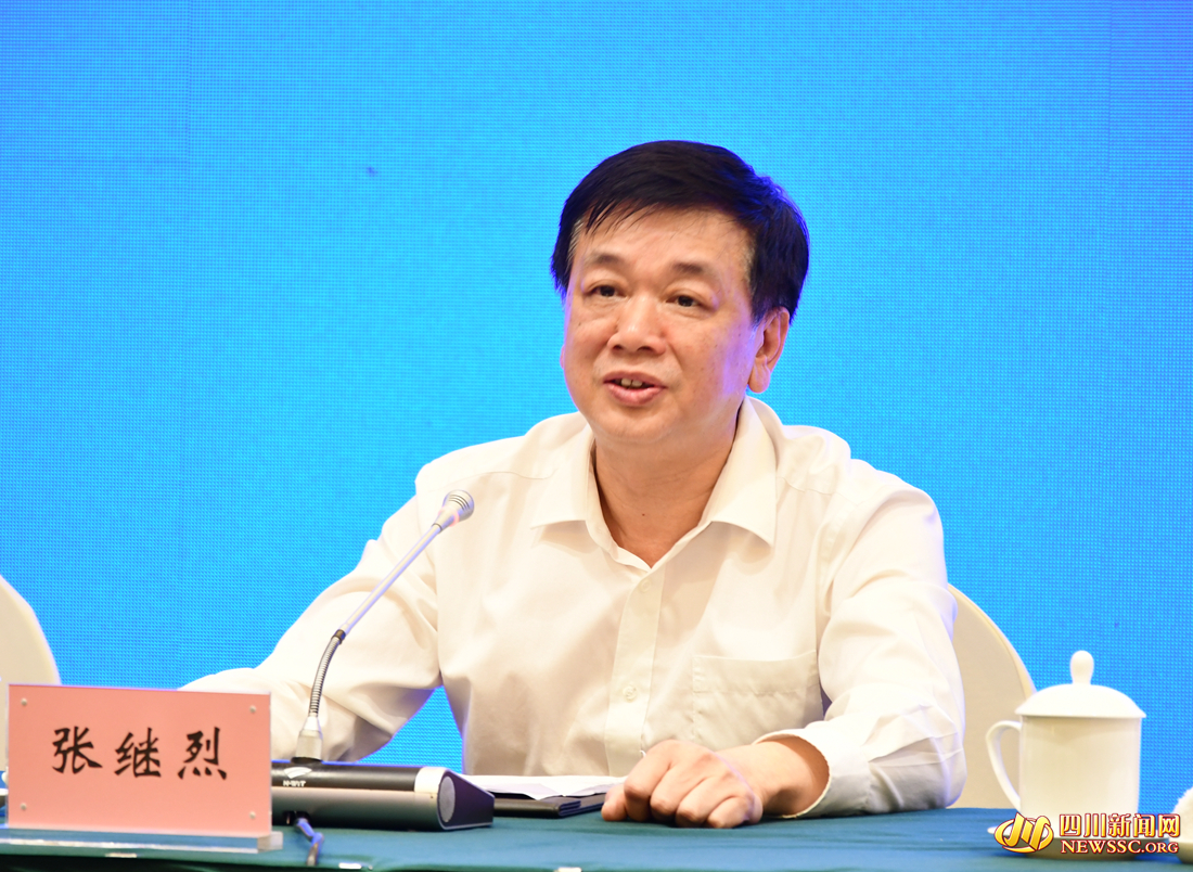 6686体育电气集团副总司理、党组成员张继烈_副本.jpg
